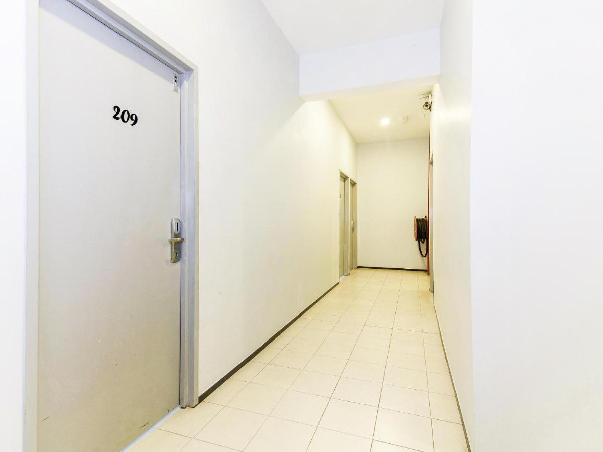 Ihome Boutique Hotel Seri Kembangan Buitenkant foto