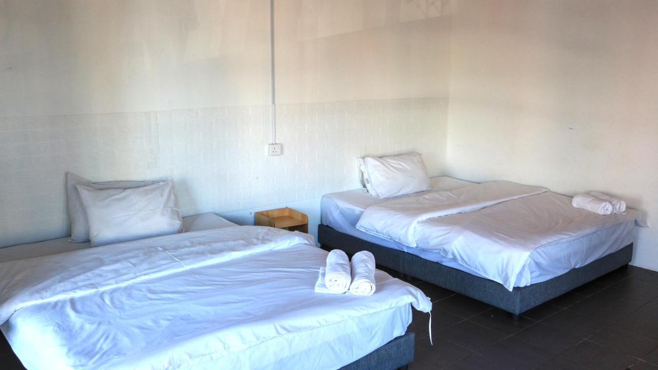 Ihome Boutique Hotel Seri Kembangan Buitenkant foto