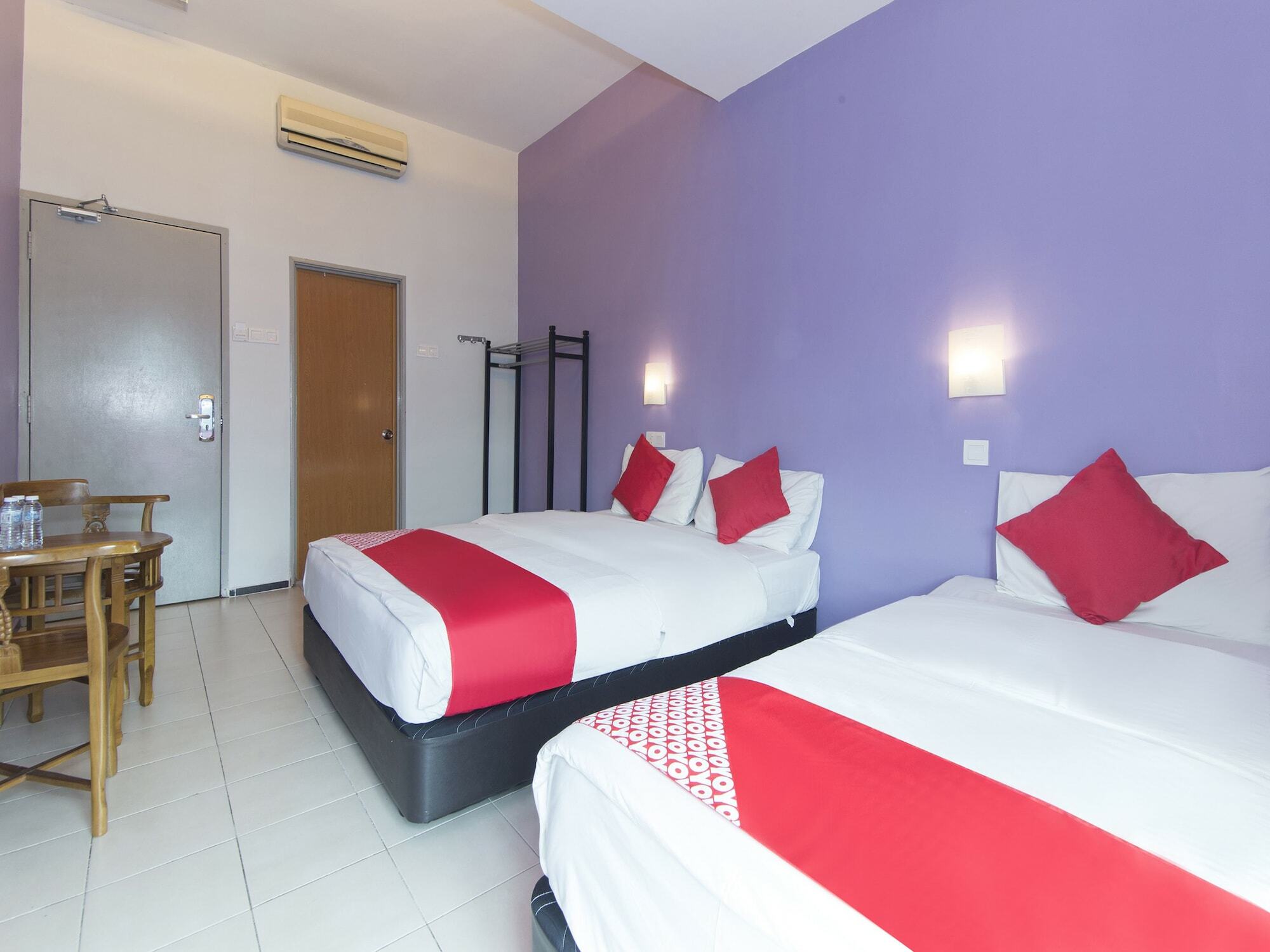 Ihome Boutique Hotel Seri Kembangan Buitenkant foto